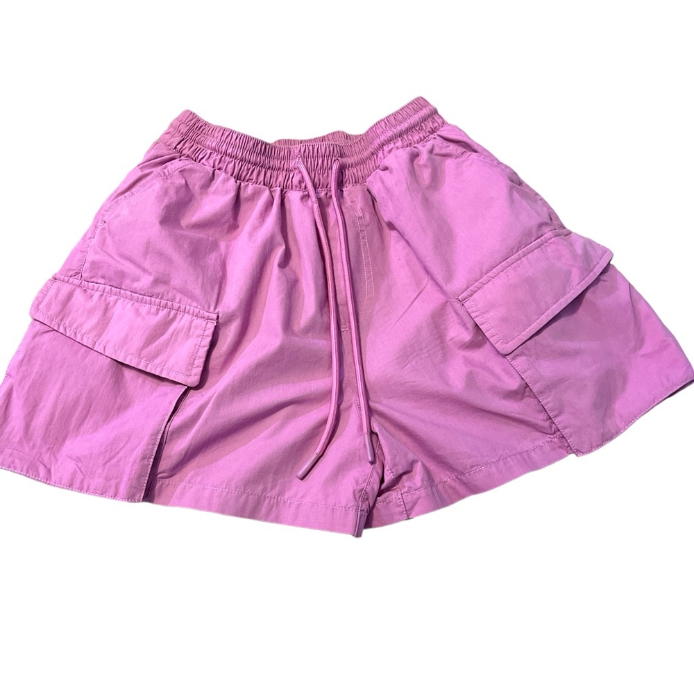 Women’s Size Small Activewear Pink Shorts by Forever 21 Cargo Pockets!!